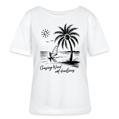 Relaxed Rundhals Frauen Bio-T-Shirt -chasing wind- - Weiß