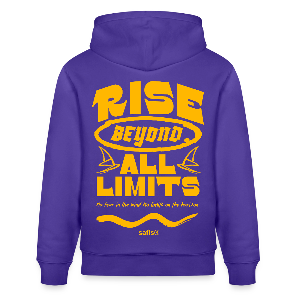 Detailansicht des gelben Backprints 'RISE BEYOND ALL LIMITS' auf einem strahlendblauem Hoodie von safis®. Der Windsurf-Slogan 'No fear in the wind No limits on the horizon' ist in Schreibschrift zu sehen, darunter das safis® Logo. -rise all limits- Unisex Bio-Hoodie CRUISER - Purple Love 