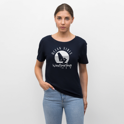 Relaxed Rundhals Frauen Bio-T-Shirt -ocean vibes windsurfing- - Navy