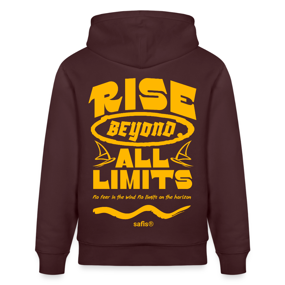 Detailansicht des gelben Backprints 'RISE BEYOND ALL LIMITS' auf einem maroonfarbenem Hoodie von safis®. Der Windsurf-Slogan 'No fear in the wind No limits on the horizon' ist in Schreibschrift zu sehen, darunter das safis® Logo. -rise all limits- Unisex Bio-Hoodie CRUISER - Maroon