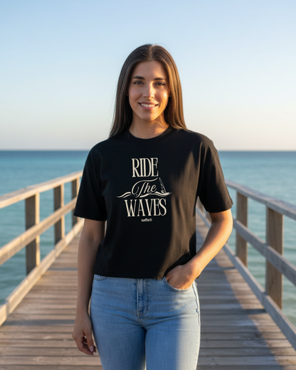Frauen Boxy Bio-T-Shirt Nova -ride the waves-