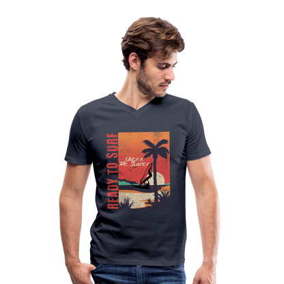 Männer Bio-T-Shirt mit V-Ausschnitt ready to surf - Navy